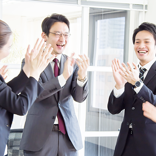 入社
